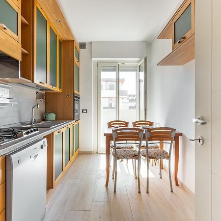 Quartu Sant'Elena Roomy Flat With Private Parking! Exteriör bild