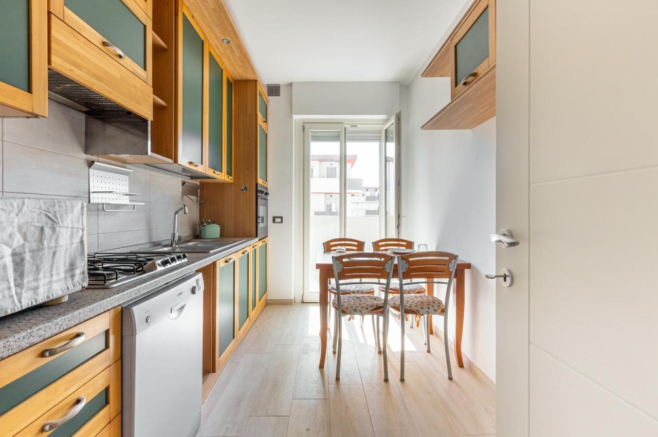 Quartu Sant'Elena Roomy Flat With Private Parking! Exteriör bild